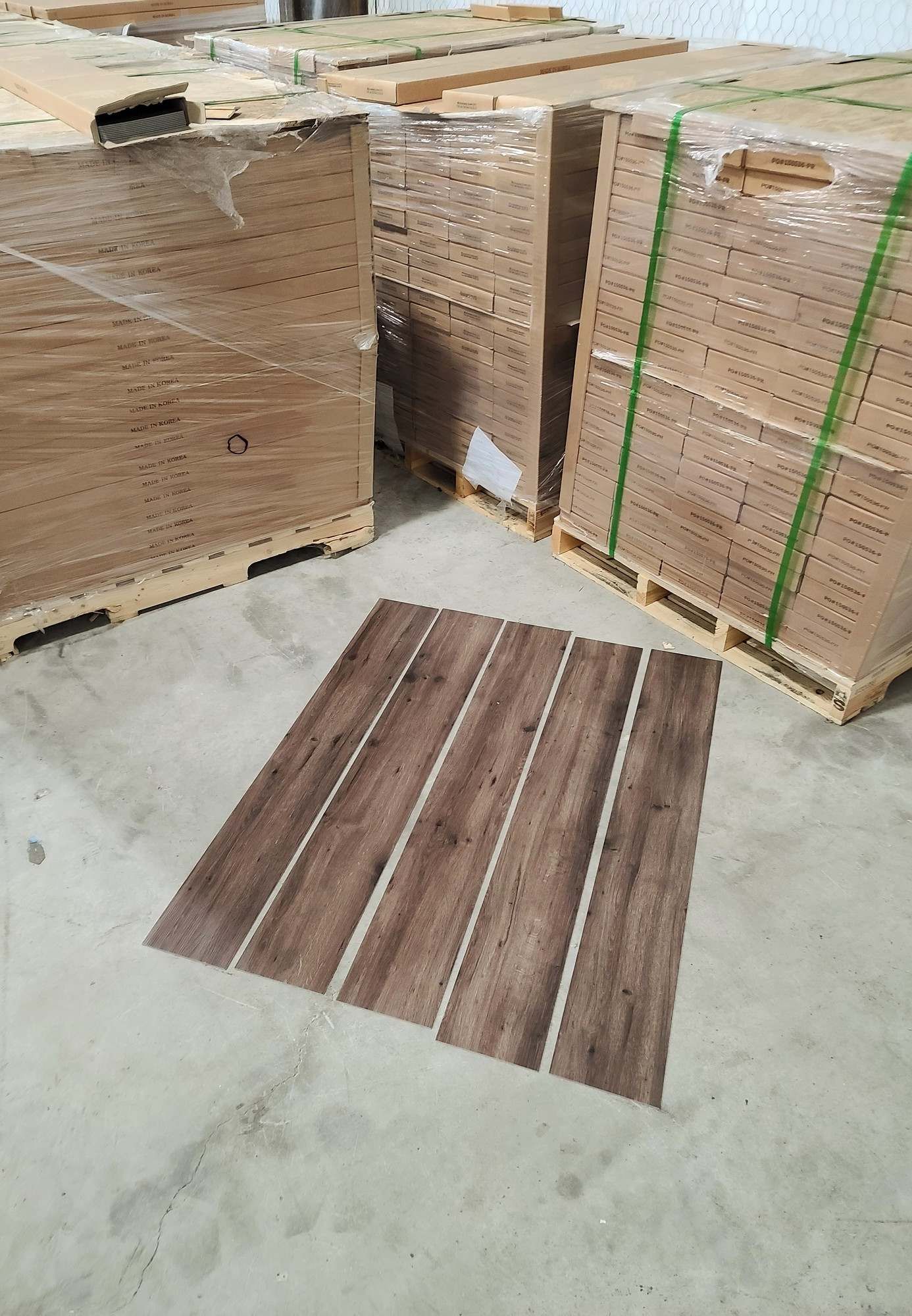 Luxury vinyl flooring!!! Only .65 cents a sq ft!! Liquidation close out! 6HN