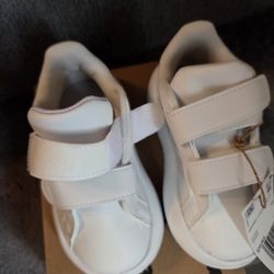 Adidas  Bubble Comfy