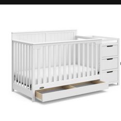 New Crib With Changing Table 