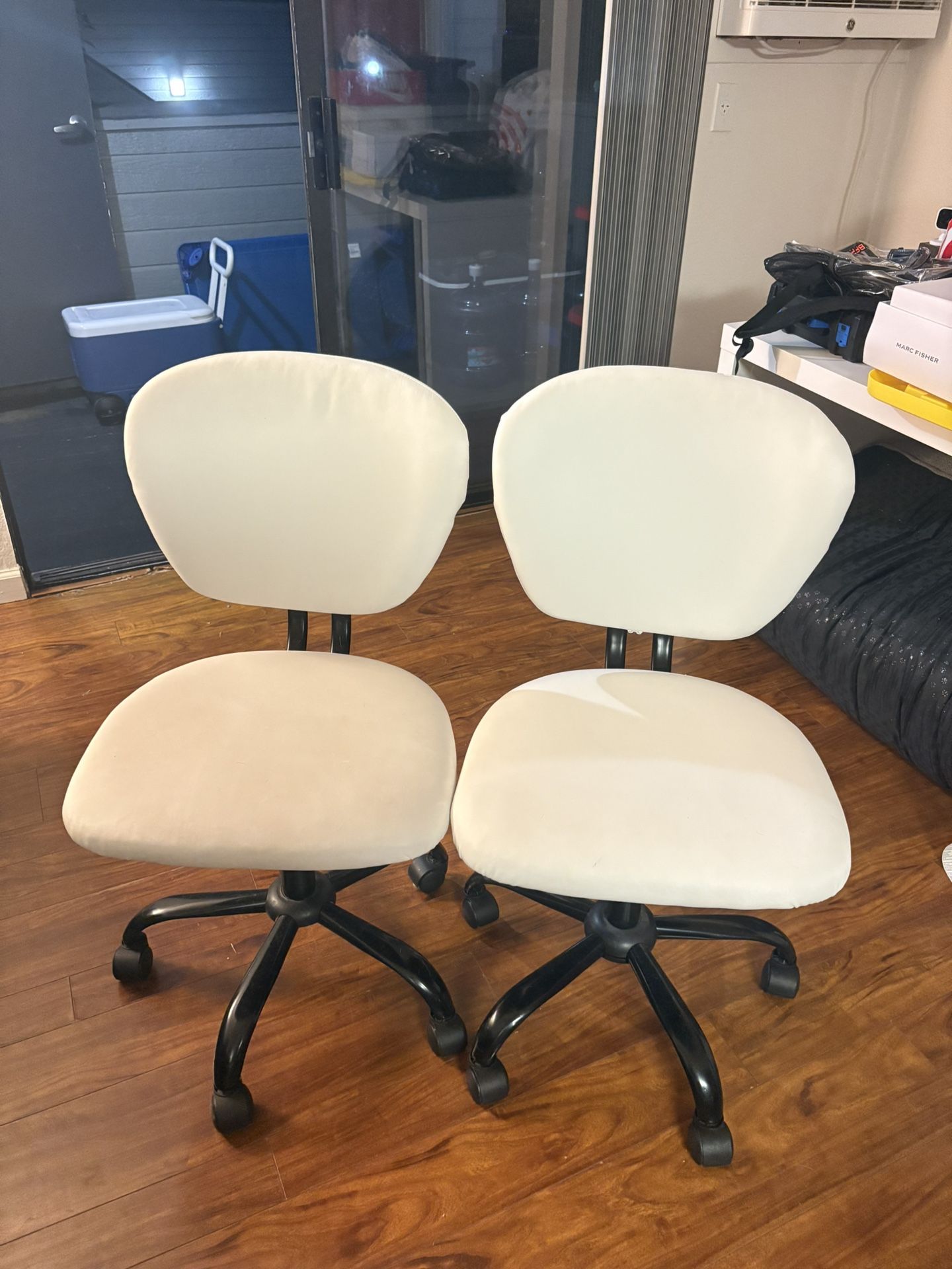 White Office Chairs