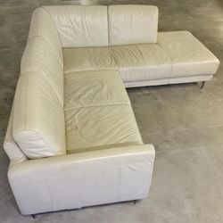 Leather L-Shape Sectional Sofa with Right Chaise
