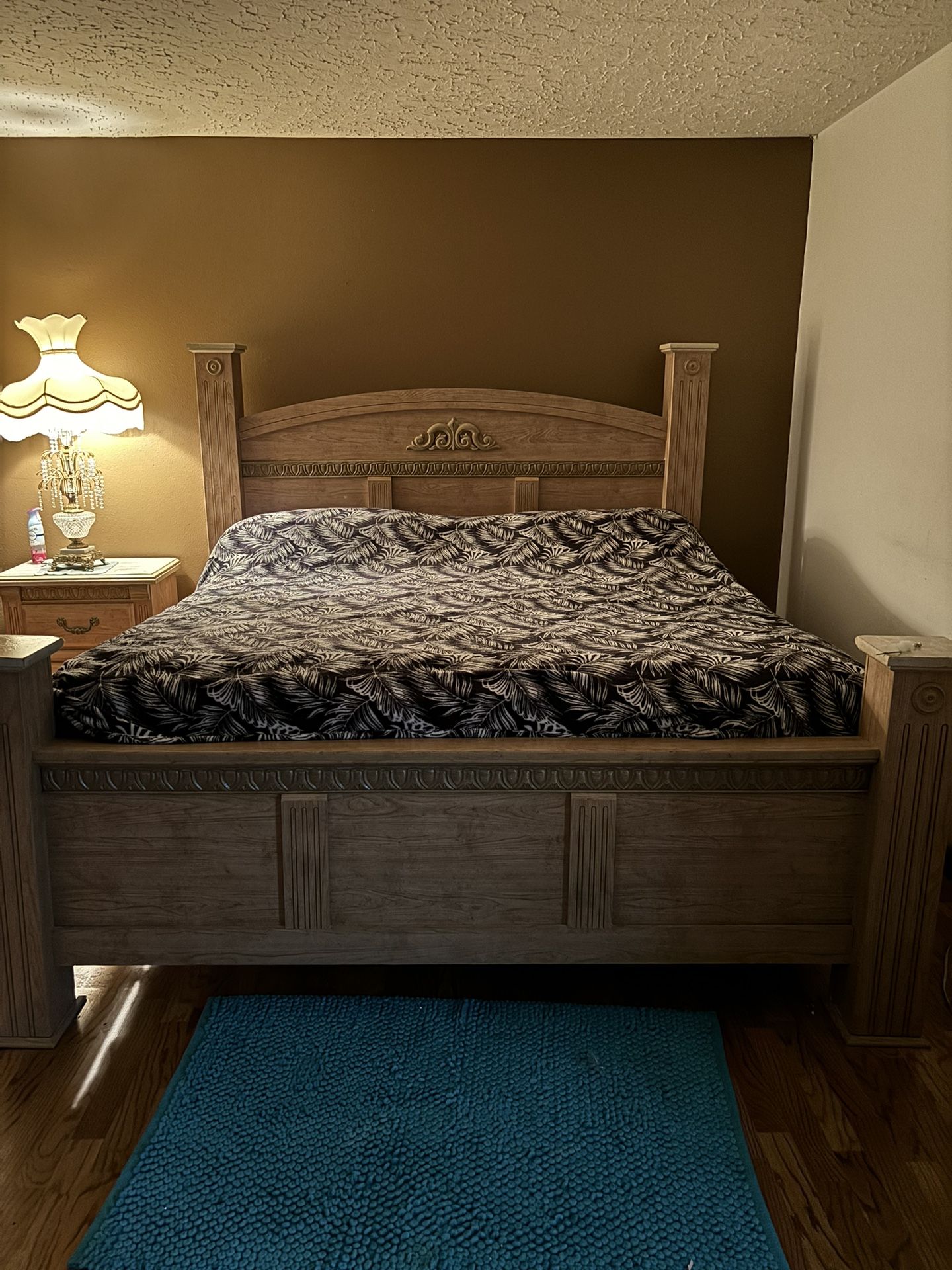 King Bedroom Set