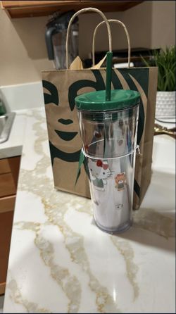 Hello Kitty Starbucks Cup