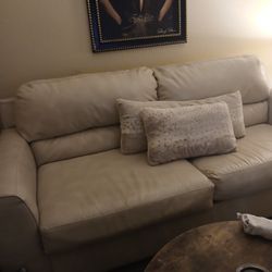 Cream Colored Leather Couch Full Sleeper 