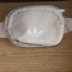 Adidas waist fannypack