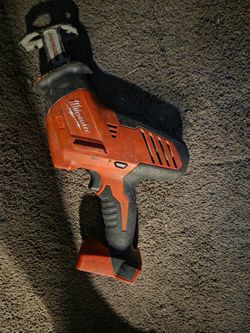 Milwaukee M18 Cordless Reciprocating Saw