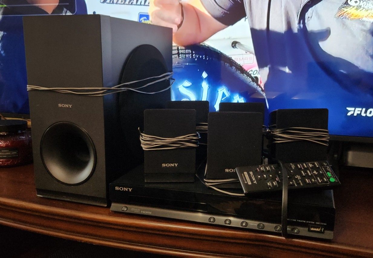 Sony DVD Cd Player Surround Sound
