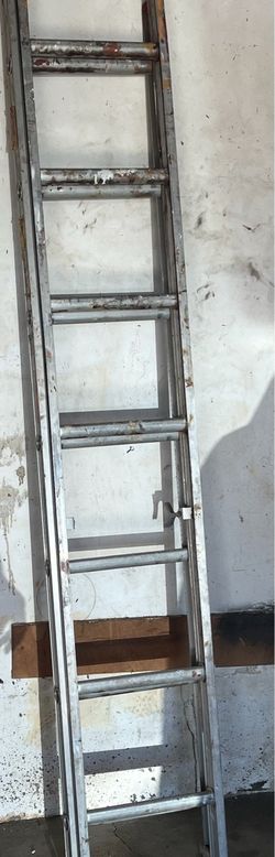 Aluminum Extension Ladder