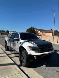 2011 ford raptor super cab