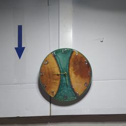 Epoxy Resin Wood Clock Hand Made Echo A Mano 