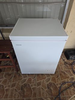 VISSANI, FREEZER  ,25"W X 34" H , ,NEW  FREEZER FOR $130. 