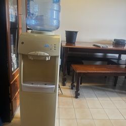 Water Dispenser 