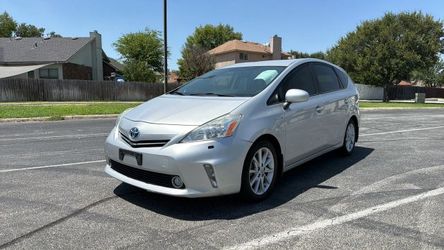 2012 Toyota Prius v