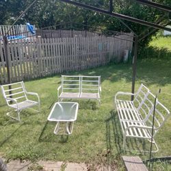 Vintage White Patio Furniture Set