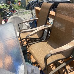 Chair And Table Set Fir Outside 