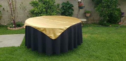 Manteles Redondos Negros 108”