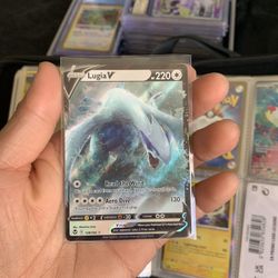 Lugia V #138 Excellent Conditions 
