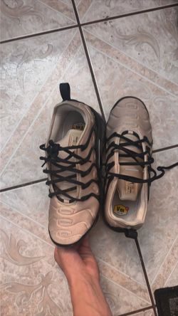 Gold and black vapormaxis size 9.5