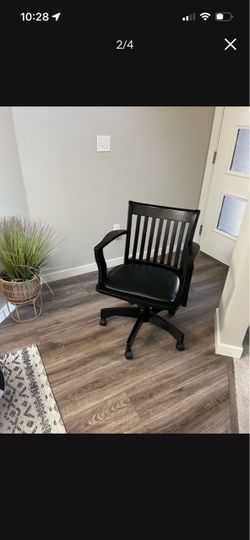 Black Wood Office/Desk/Den Swivel Banker’s Chair