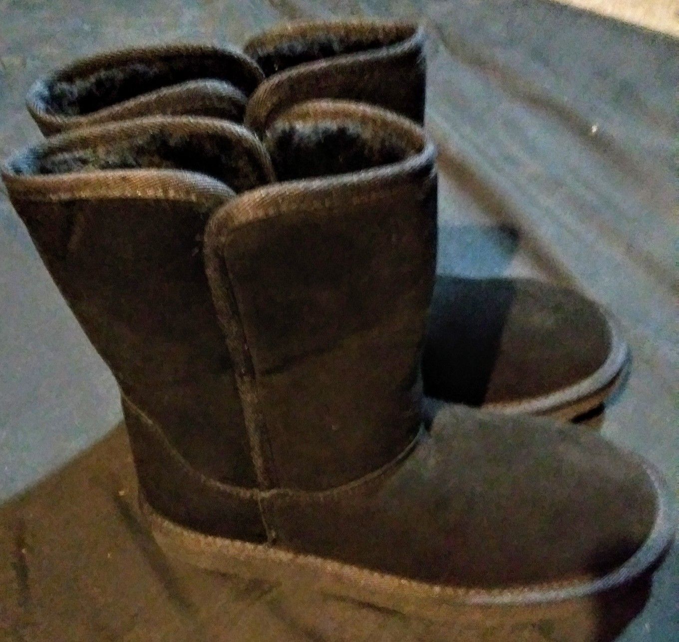 Women's size 6 winter boots