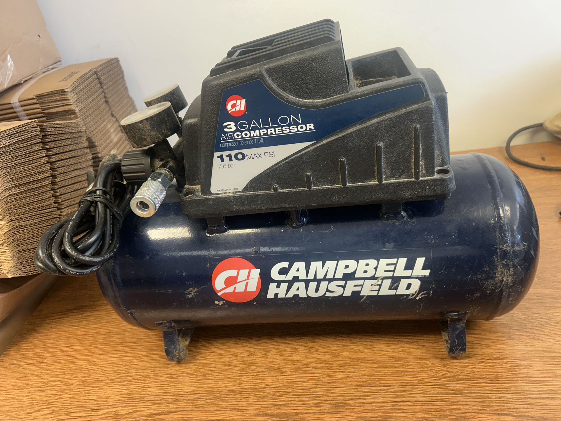 Campbell Hausfeld 3-Gallon Air Compressor