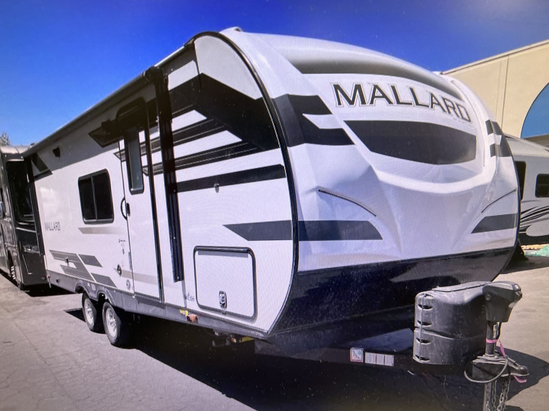 NEW 2022 MALLARD IDM223RK