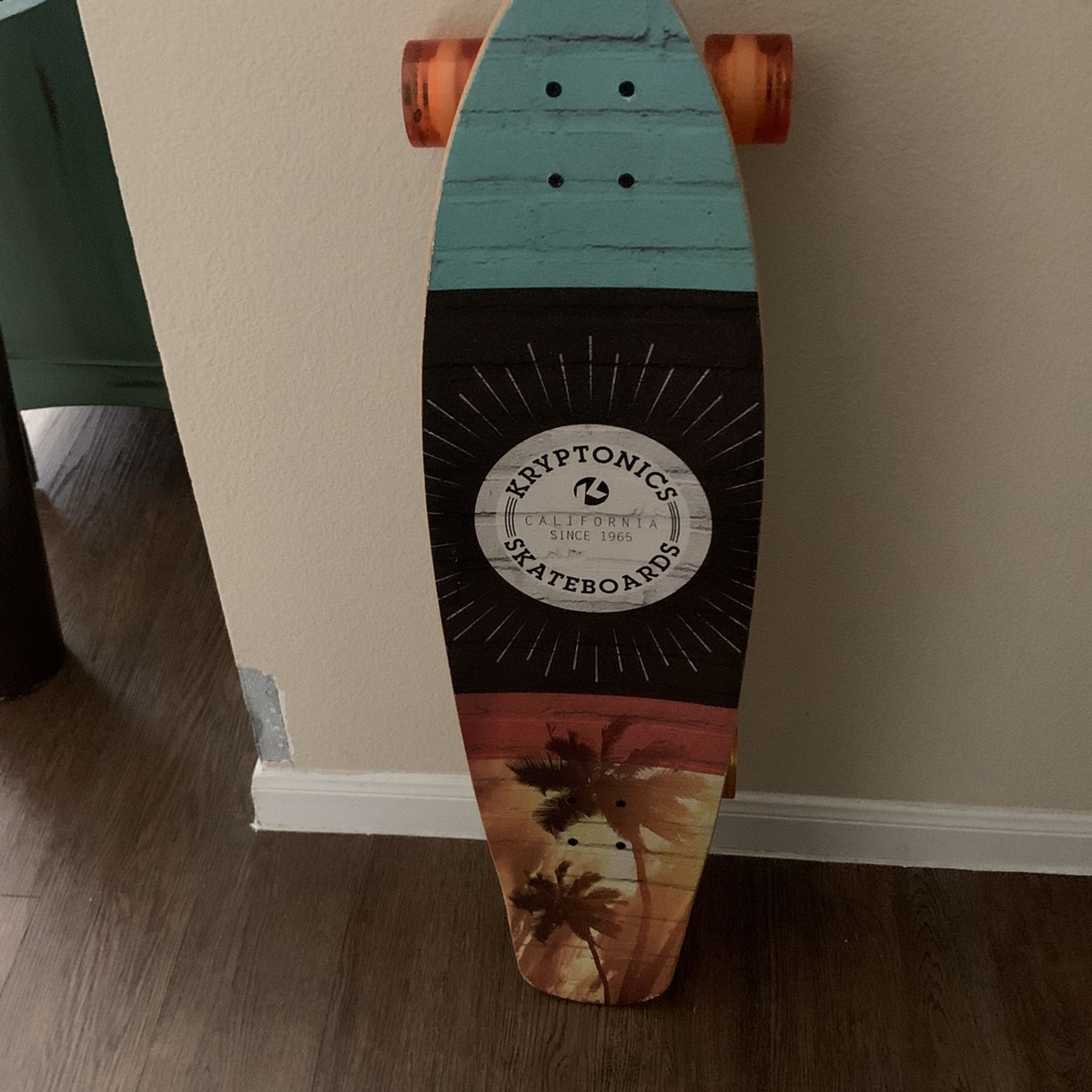Skateboard 35” Long.. Like New