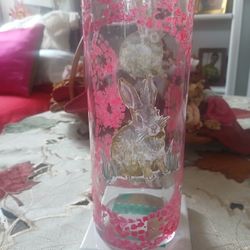 Easter Vase With Bunnies 