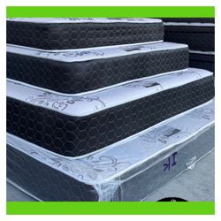 Cal king size mattress / Colchon
