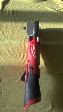 New Milwakee 3/8 impact wrench