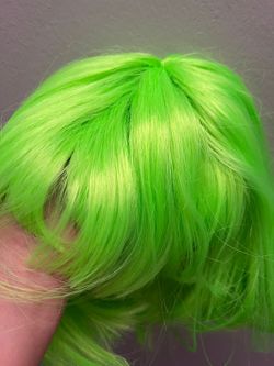 Vibrant Lime Green Party Wig (Size S/M) – Halloween & Cosplay