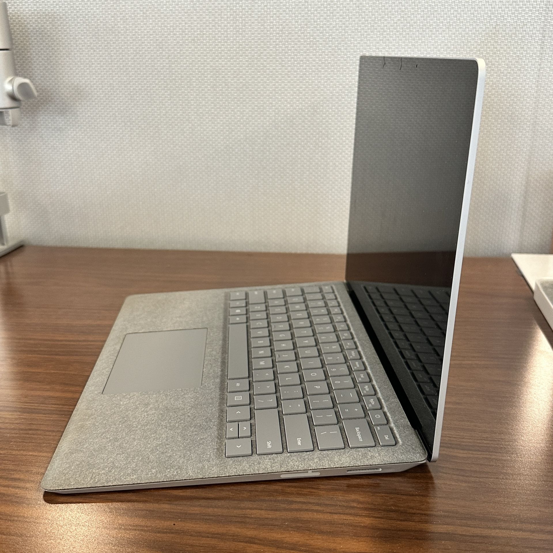Microsoft Surface 1769 13.5 