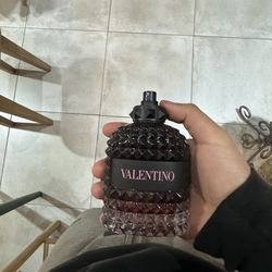 Valentino Uomo Born In Roma