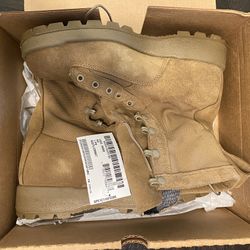 Military standard issue weather boots. Men’s Size 9