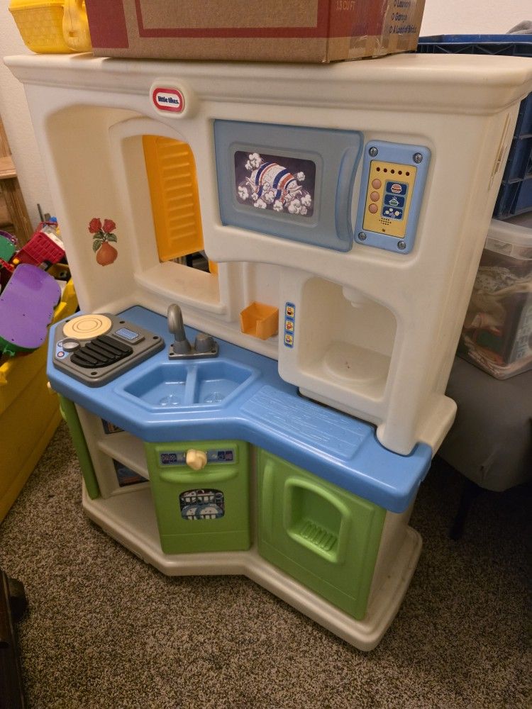 Little Tykes Play Sound Kitchen