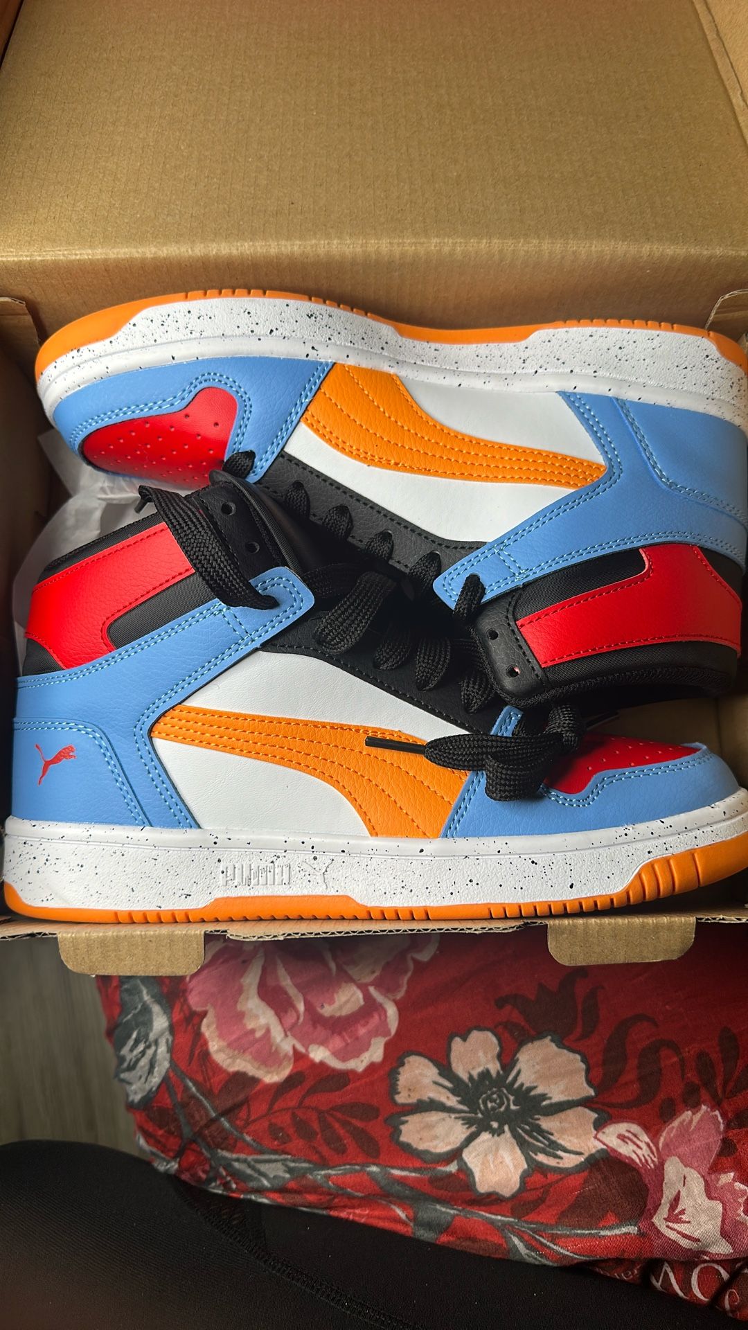 Puma / Muti Color Sneakers/Great For Back To School