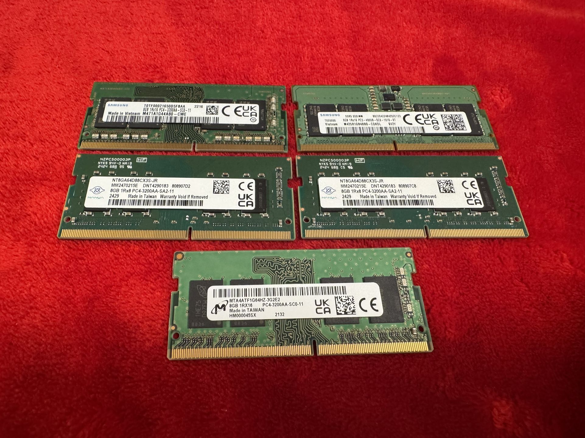 RAM Sticks Sodimm, 1X 8GB DDR5 4800Mhz, 4X 8GB 3200Mhz DDR4