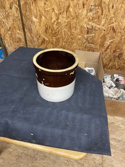 Crock Two Tone(Lancaster Co Pa.)