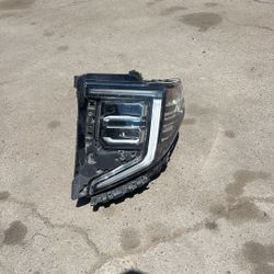 2022-2024 GMC Sierra Headlight For Parts