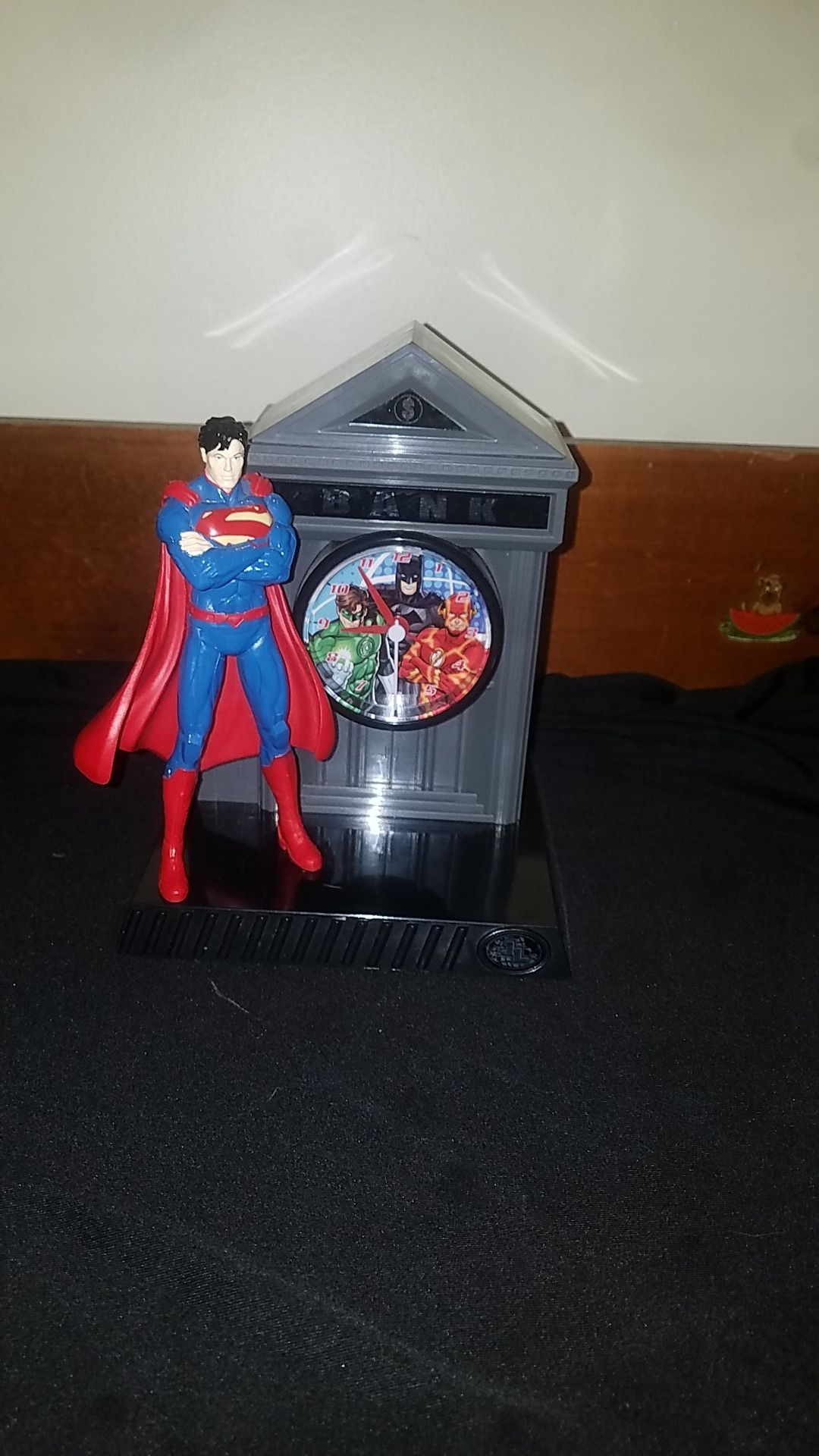 Justice League , Superman Bank and clock