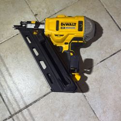 DeWalt 20V Max Brushless 30 Degree Framing Nailer