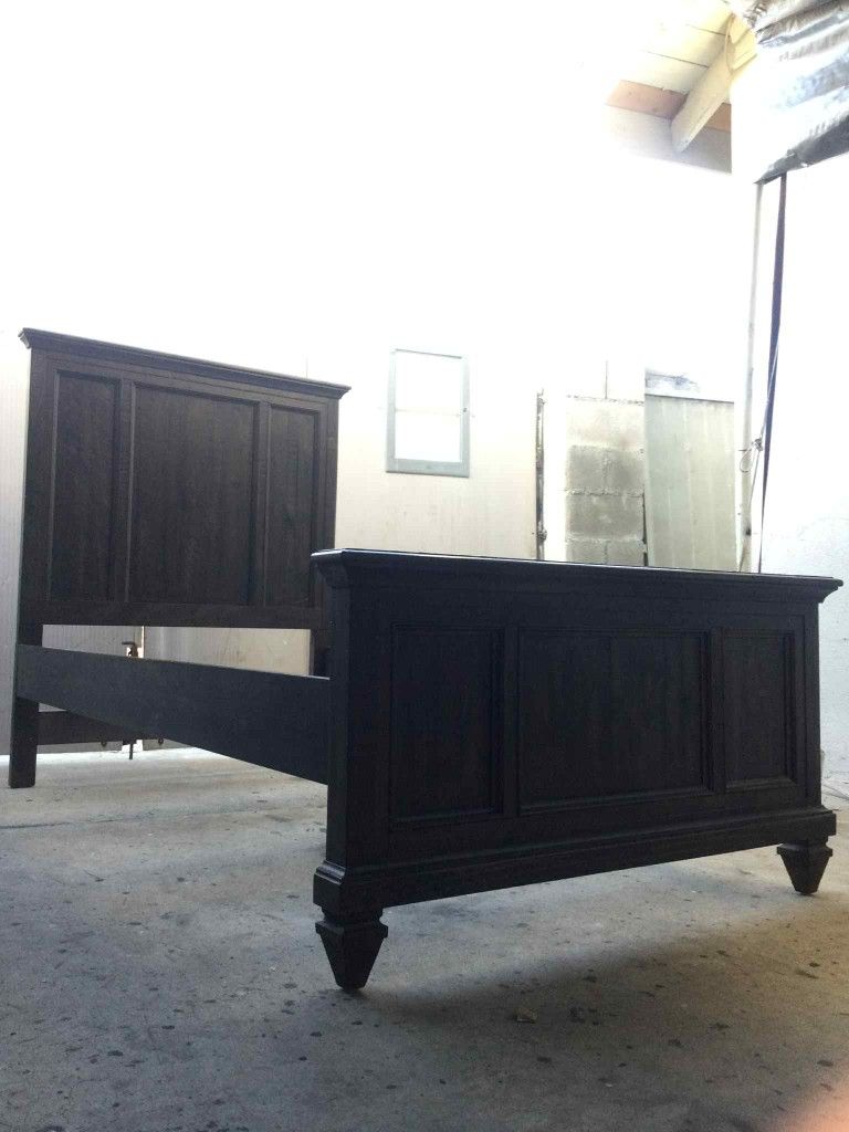 Twin Bed. SOLID WOOD.(( Magnussen brand))