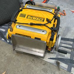 Dewalt DW735