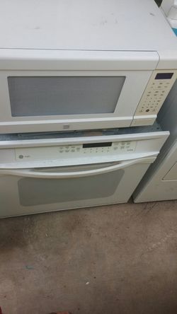 Oven and microwave set or separately.