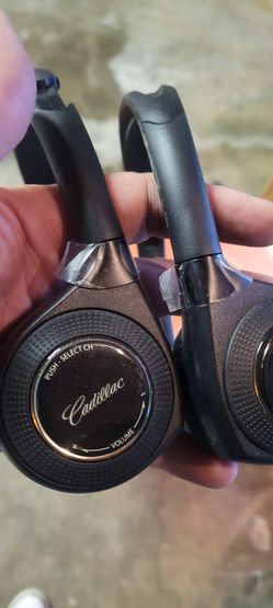 Cadillac Headphones