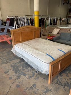 Queen Bed with Mattress, Box Spring and Dresser with Mirror
