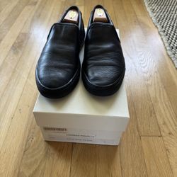 Common Projects Slip-On Leather Black - Size 42 - FULL SET (Box + Bag)