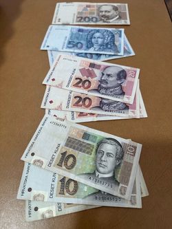 Obsolete Circulated Currency Collection