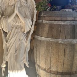 Angel Statue 