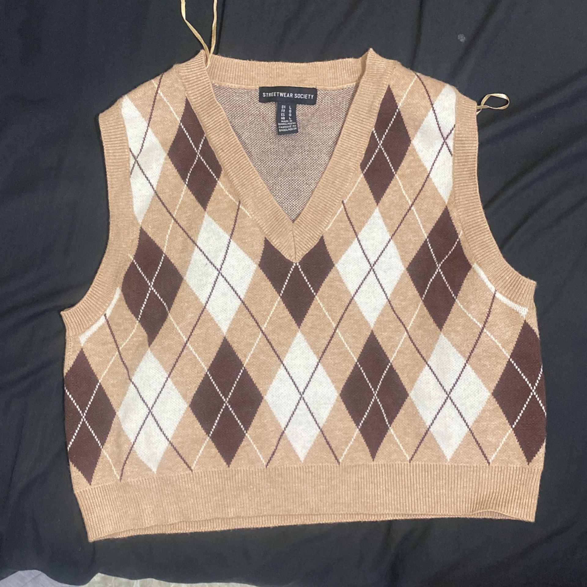 Diamond Pattern Sweater Vest